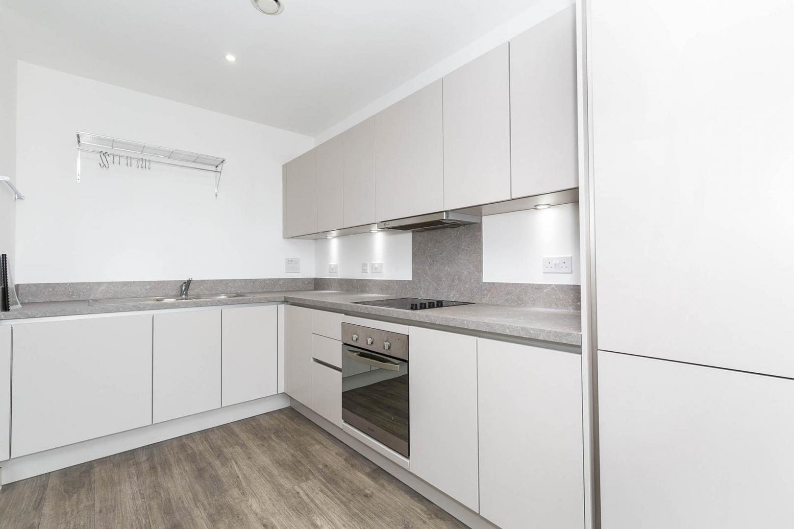 Stunning Apartment Hamilton Road, Dollis Hill